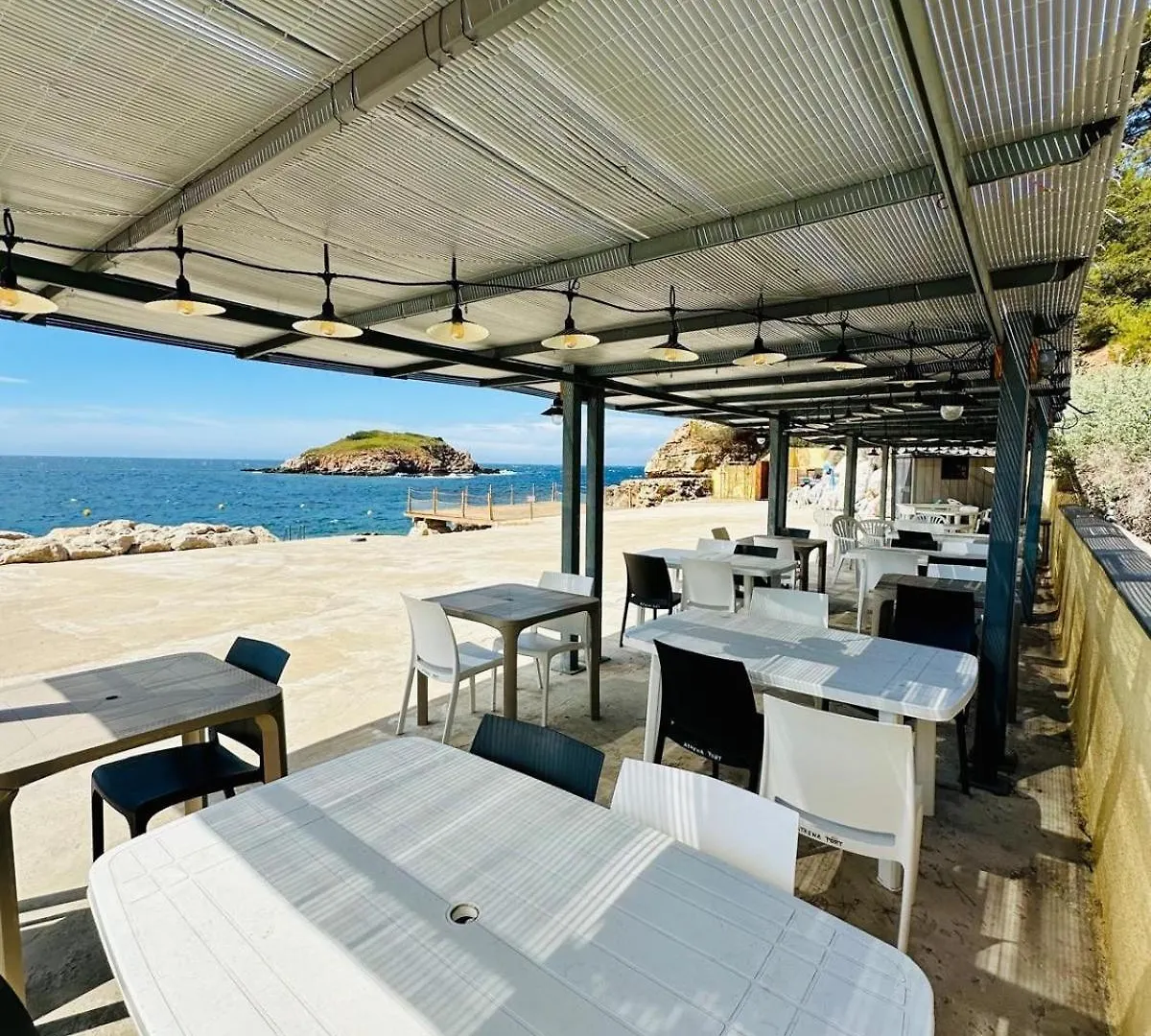 Appartement 6 Pers - Port Privee - Plage Privee - Piscines - Tennis Bandol